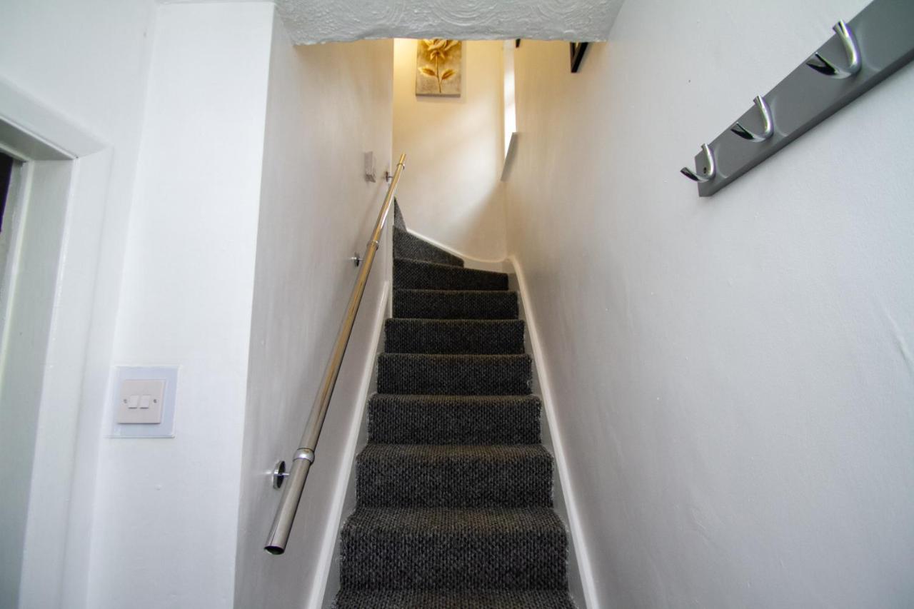 Allen Wednesbury Accommodation Exterior foto